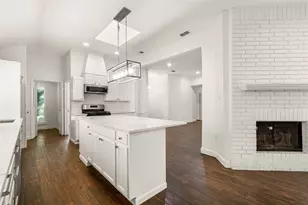2901 Panorama Dr, Carrollton, TX 75007 - Photo 16
