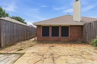 1633 Yellowstone Avenue, Lewisville, TX 75077 - Photo 8