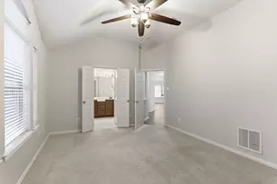 1633 Yellowstone Ave, Lewisville, TX 75077 - Photo 4