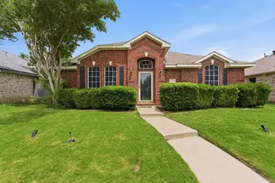 1633 Yellowstone Avenue, Lewisville, TX 75077 - Photo 1
