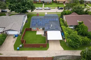2211 Red Bluff Dr, Carrollton, TX 75007 - Photo 2