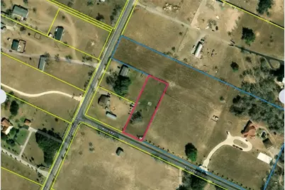 9 Montgomery Road, Mineral Wells, TX 76067 - Photo 2