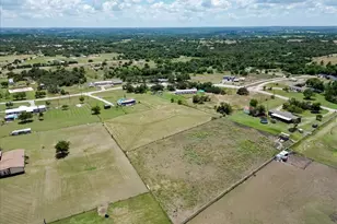 108 Lelon Ln, Springtown, TX 76082 - Photo 6