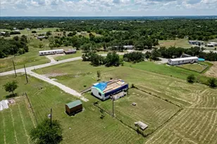 108 Lelon Ln, Springtown, TX 76082 - Photo 8
