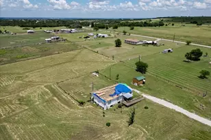 108 Lelon Ln, Springtown, TX 76082 - Photo 10