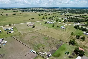 108 Lelon Ln, Springtown, TX 76082 - Photo 4