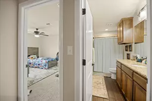 403 W 5th St, Tolar, TX 76476 - Photo 14