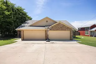 403 W 5th St, Tolar, TX 76476 - Photo 1