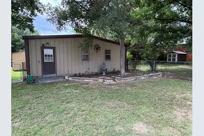 323 S Fisher Street, Gorman, TX 76454 - Photo 10