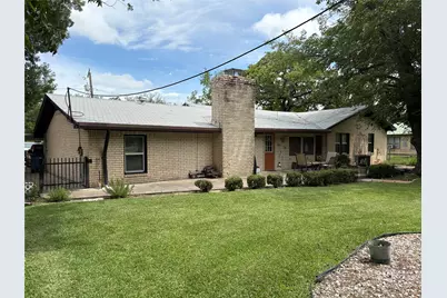 323 S Fisher Street, Gorman, TX 76454 - Photo 4
