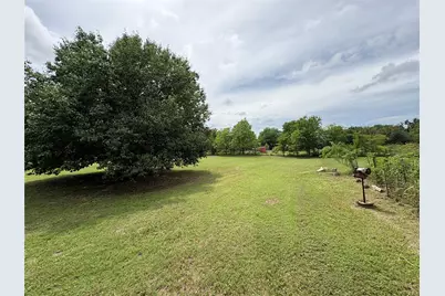323 S Fisher Street, Gorman, TX 76454 - Photo 8
