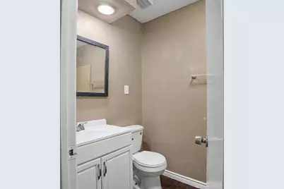 805 Cherry Hills Drive, Lancaster, TX 75134 - Photo 10