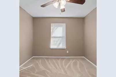 805 Cherry Hills Drive, Lancaster, TX 75134 - Photo 6
