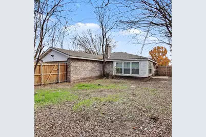 805 Cherry Hills Drive, Lancaster, TX 75134 - Photo 12