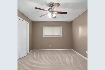805 Cherry Hills Drive, Lancaster, TX 75134 - Photo 2