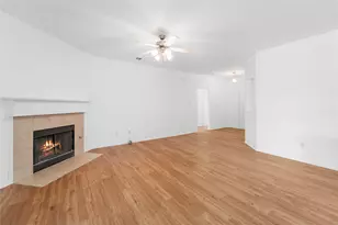 9825 Tyler Dr, McKinney, TX 75072 - Photo 4