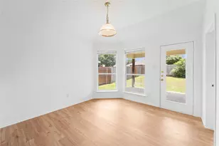 9825 Tyler Dr, McKinney, TX 75072 - Photo 10