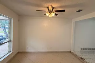 3325 Lariat Ln, Garland, TX 75042 - Photo 6