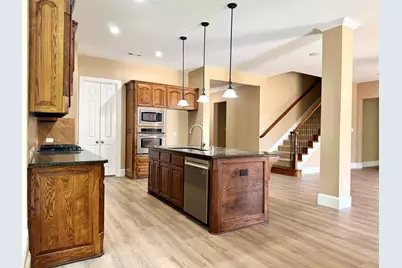 509 S Hampton Court, Lewisville, TX 75056 - Photo 12