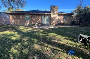 2419 N Prairie Creek Rd, Dallas, TX 75227 - Photo 12