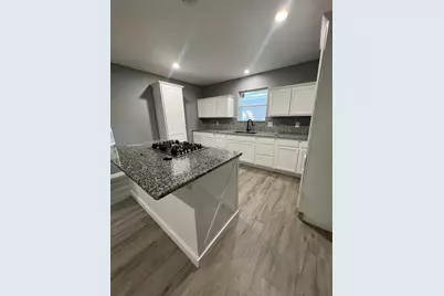 2419 N Prairie Creek Road, Dallas, TX 75227 - Photo 6