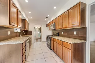 123 S Venice Dr, Duncanville, TX 75116 - Photo 14