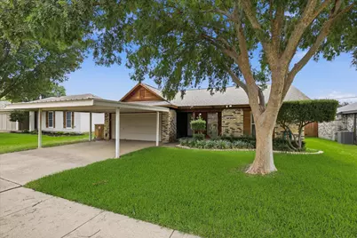 7300 Kary Lynn Drive E, Watauga, TX 76148 - Photo 2