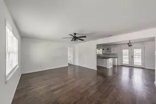 5602 Sayle St, Greenville, TX 75402 - Photo 12