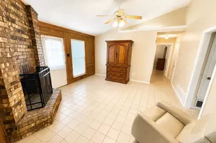 320 Crooked Ln, Mesquite, TX 75149 - Photo 4