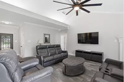 1111 Harbor Lakes Drive, Granbury, TX 76048 - Photo 6