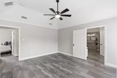 1111 Harbor Lakes Drive, Granbury, TX 76048 - Photo 14