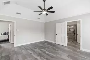 1111 Harbor Lakes Dr, Granbury, TX 76048 - Photo 14