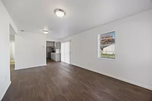 3827 Vineyard Dr, Dallas, TX 75212 - Photo 4