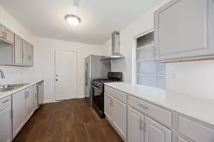 3827 Vineyard Dr, Dallas, TX 75212 - Photo 6