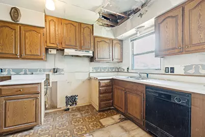 1112 E Ann Arbor Avenue, Dallas, TX 75216 - Photo 12