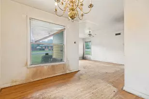 1112 E Ann Arbor Ave, Dallas, TX 75216 - Photo 6