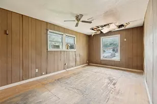 1112 E Ann Arbor Ave, Dallas, TX 75216 - Photo 10