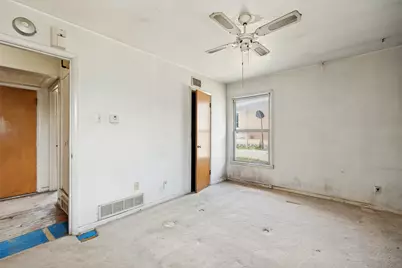 1112 E Ann Arbor Avenue, Dallas, TX 75216 - Photo 18