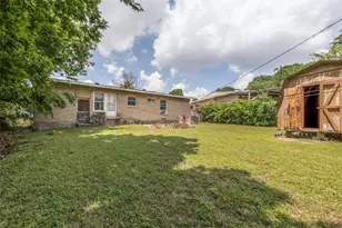 1112 E Ann Arbor Ave, Dallas, TX 75216 - Photo 24