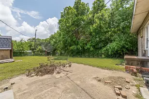 1112 E Ann Arbor Ave, Dallas, TX 75216 - Photo 1