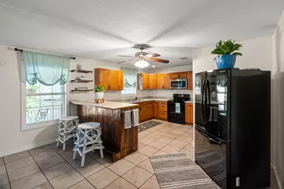3620 Montgomery, Granbury, TX 76049 - Photo 24