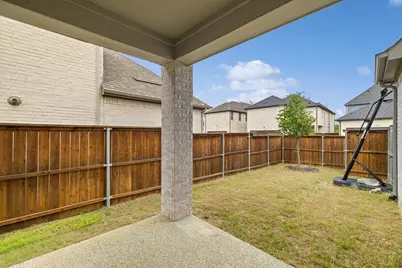 15583 Crape Myrtle Road, Frisco, TX 75035 - Photo 36