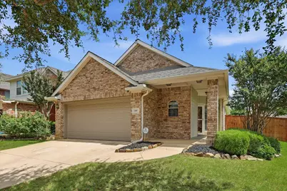 300 Conroe Circle, Lantana, TX 76226 - Photo 2