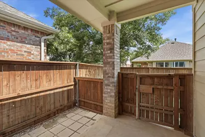300 Conroe Circle, Lantana, TX 76226 - Photo 28