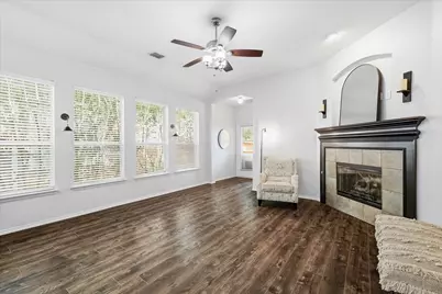 300 Conroe Circle, Lantana, TX 76226 - Photo 8