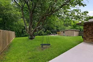 713 Patricia Dr, Sherman, TX 75090 - Photo 24
