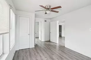 1906 Grainger St, Fort Worth, TX 76110 - Photo 12