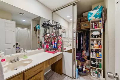 10464 Woodleaf Drive, Dallas, TX 75227 - Photo 18