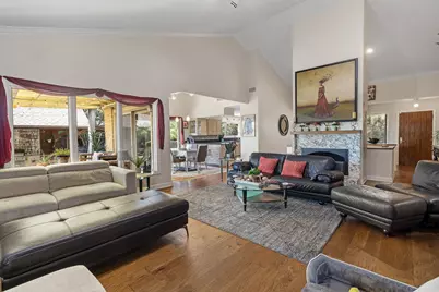 905 Crowley Road, Arlington, TX 76012 - Photo 14