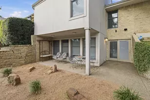 905 Crowley Rd, Arlington, TX 76012 - Photo 8